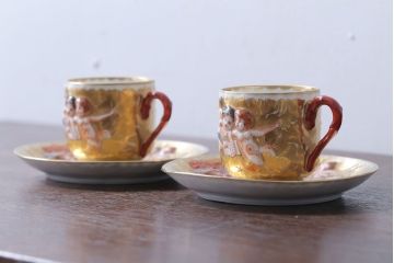 アンティーク雑貨　アンティーク　イタリアRichard Ginori(リチャード・ジノリ)　カポディモンテ　カップ&ソーサー2客セット(洋食器)