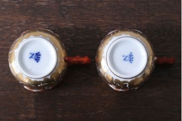 アンティーク雑貨　アンティーク　イタリアRichard Ginori(リチャード・ジノリ)　カポディモンテ　カップ&ソーサー2客セット(洋食器)