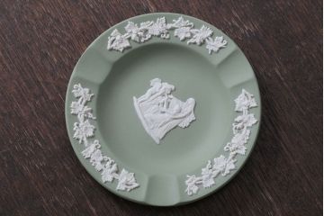アンティーク雑貨　中古　イギリスWedgwood(ウェッジウッド)　ジャスパー グリーン　灰皿