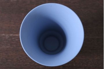 アンティーク雑貨　中古　イギリスWedgwood(ウェッジウッド)　ジャスパー　ペールブルー　花瓶