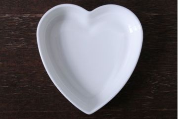 アンティーク雑貨　中古　イギリスWedgwood(ウェッジウッド)　ワイルドストロベリー　ハート型小物入れ