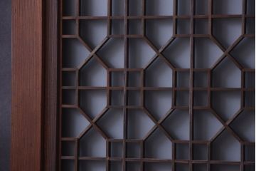 古民具・骨董　組子入りすりガラス帯のアンティーク板戸2枚セット