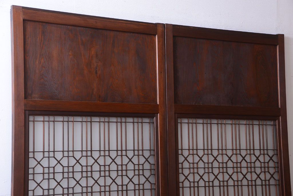 古民具・骨董　組子入りすりガラス帯のアンティーク板戸2枚セット