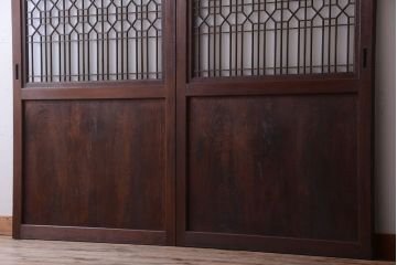 古民具・骨董　組子入りすりガラス帯のアンティーク板戸2枚セット