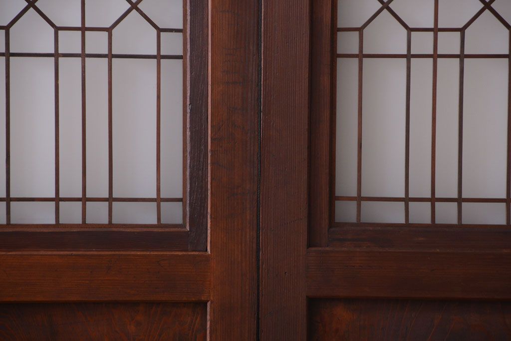 古民具・骨董　組子入りすりガラス帯のアンティーク板戸2枚セット