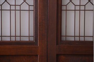 古民具・骨董　組子入りすりガラス帯のアンティーク板戸2枚セット