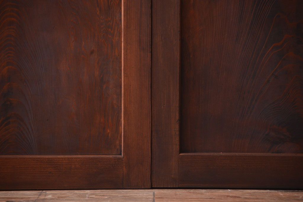 古民具・骨董　組子入りすりガラス帯のアンティーク板戸2枚セット