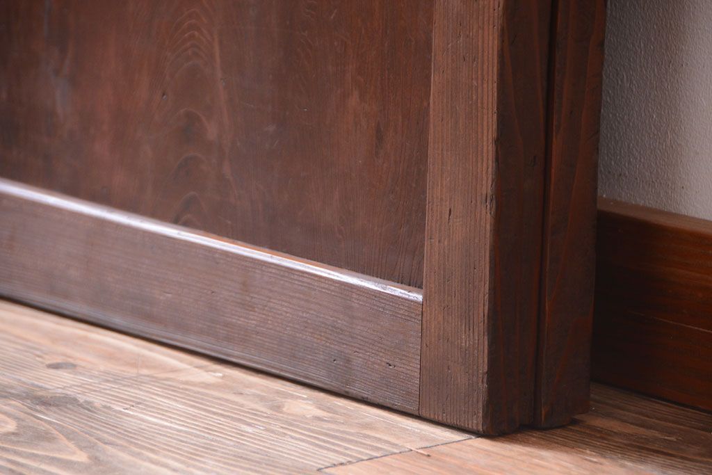 古民具・骨董　組子入りすりガラス帯のアンティーク板戸2枚セット