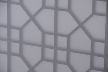 古民具・骨董　組子入りすりガラス帯のアンティーク板戸2枚セット