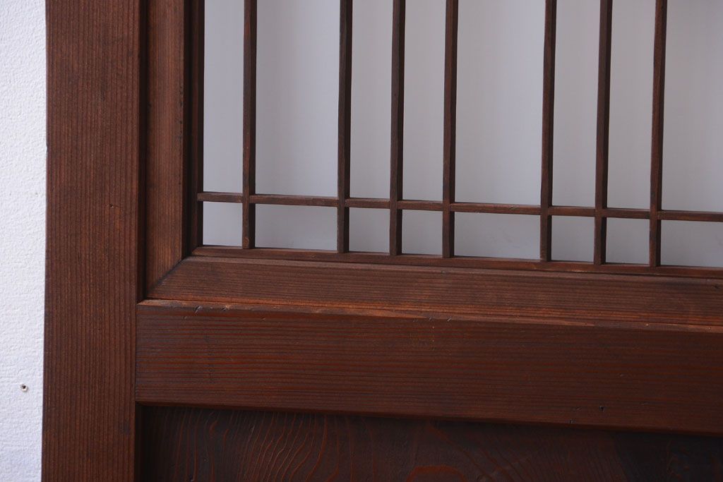 古民具・骨董　組子入りすりガラス帯のアンティーク板戸