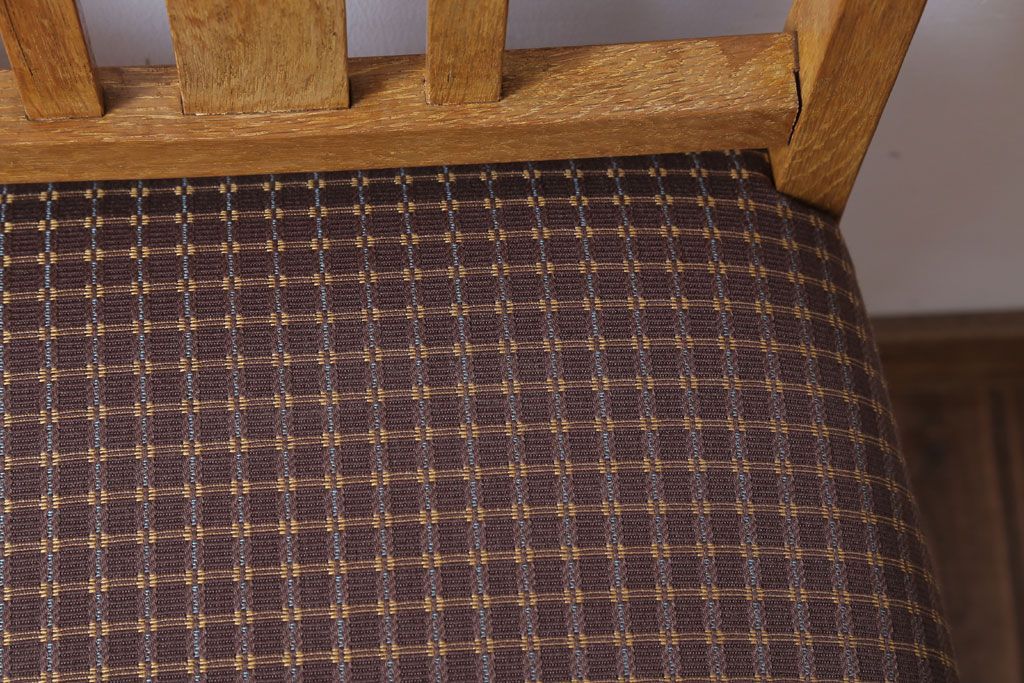 レトロ家具　和製アンティーク　ナラ材製!レトロなシンプルチェア(2)