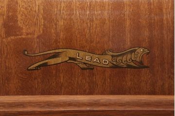 アンティーク雑貨　和製アンティーク　LEAD(リード)　小振りな手回しミシン