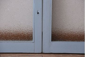 アンティーク　ダイヤガラス入り!ペイントのガラス戸2枚セット(窓)(1)