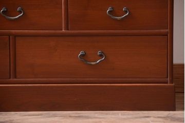 アンティーク家具　和製アンティーク　高級品!前面桑材・側面栗材の重ね茶箪笥