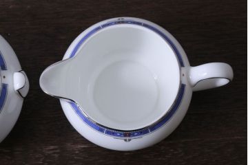 中古　イギリスWedgwood(ウェッジウッド)　キングスブリッジ　カップ&ソーサー・シュガー・クリーマー(洋食器)