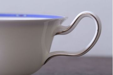 中古　イギリスWedgwood(ウェッジウッド)　キングスブリッジ　カップ&ソーサー・シュガー・クリーマー(洋食器)