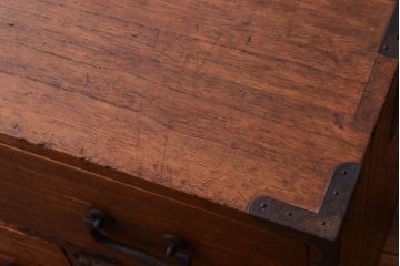 アンティーク家具　和製アンティーク　シンプルでモダンな桐箪笥ローボード(衣装箪笥)