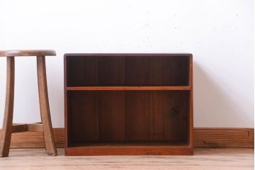 レトロ家具　昭和レトロ　古い木製の小さなオープンラックローボード(飾り棚)