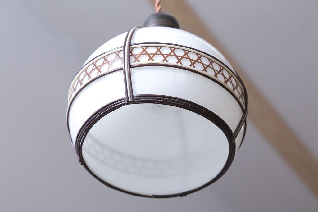 アンティーク　和の雰囲気溢れるガラスシェード天井照明(電傘)