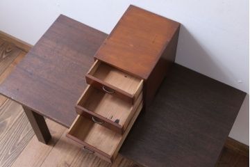 レトロ家具　昭和レトロ　古い木製のアンティーク3杯小引き出し