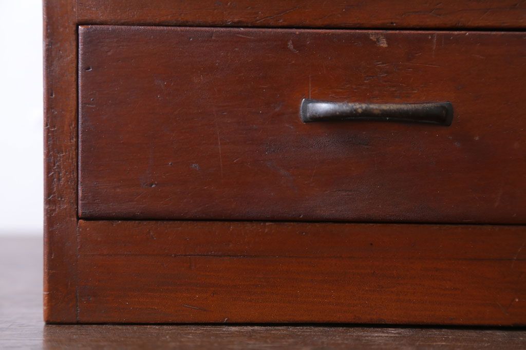 レトロ家具　昭和レトロ　古い木製のアンティーク3杯小引き出し