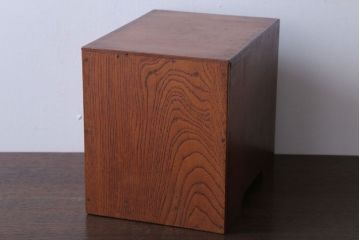 レトロ家具　昭和レトロ　古い木製のアンティーク3杯小引き出し