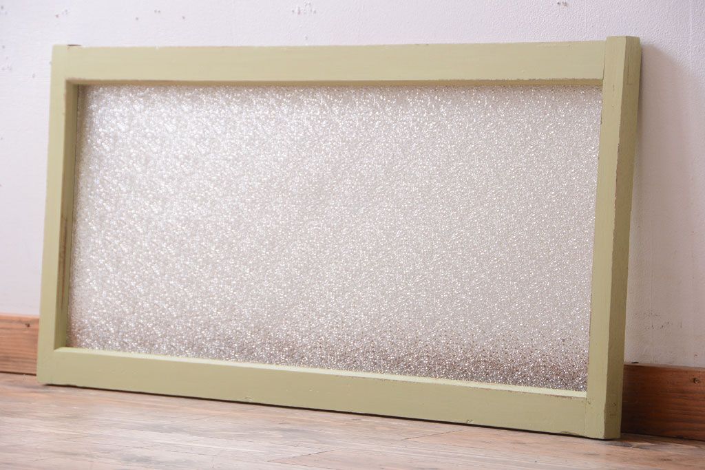 アンティーク　ダイヤガラス入り!グリーンペイントの明り取り(窓)