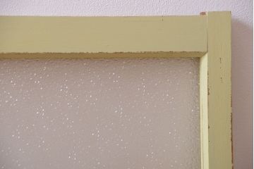 アンティーク　ダイヤガラス入り!グリーンペイントの明り取り(窓)