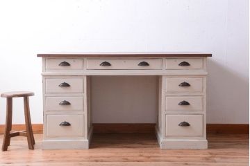 アンティーク家具　アンティークペイント　古いナラ材の上質な組み立て式両袖机(デスク)