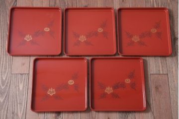 アンティーク雑貨　アンティーク　大正〜昭和初期　沈金蒔絵木製お膳5枚(漆器)(1)