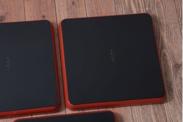 アンティーク雑貨　アンティーク　大正〜昭和初期　沈金蒔絵木製お膳5枚(漆器)(1)