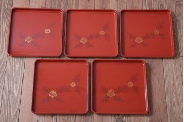 アンティーク雑貨　アンティーク　大正〜昭和初期　沈金蒔絵木製お膳5枚(漆器)(2)