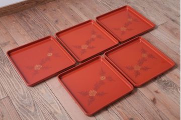アンティーク雑貨　アンティーク　大正〜昭和初期　沈金蒔絵木製お膳5枚(漆器)(2)
