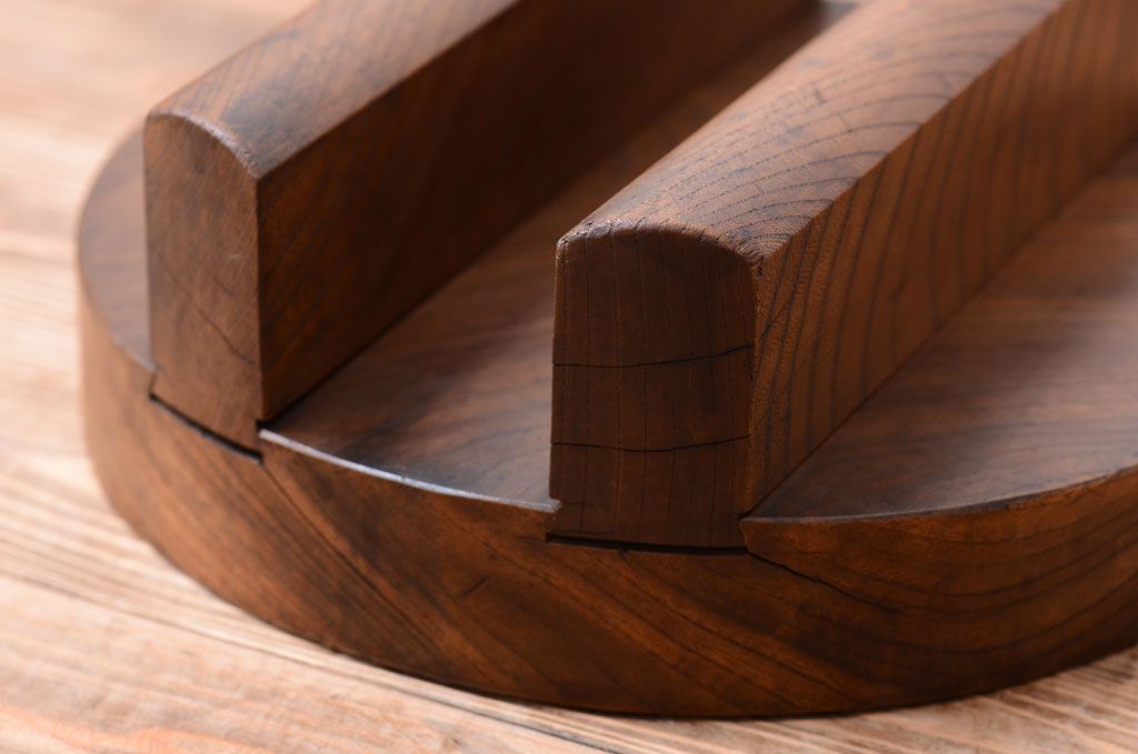 アンティーク雑貨　古民具・骨董　総欅材!アンティークのお釜の蓋(花台)