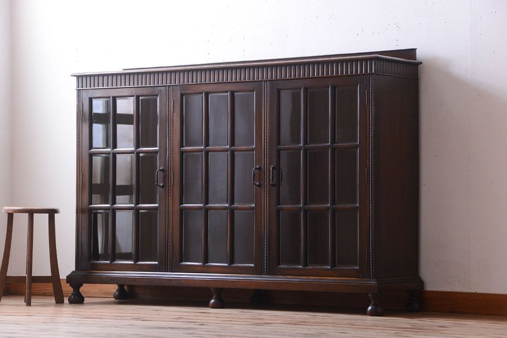 アンティーク家具　アンティーク　日本製　高級品!脚付きサイドボード