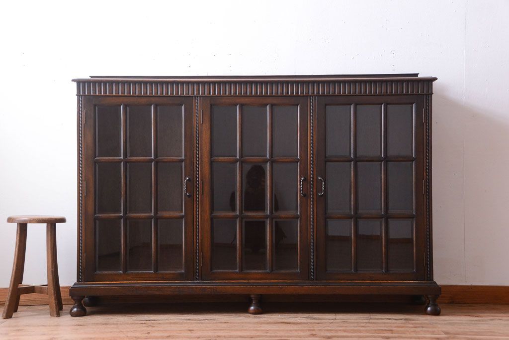 アンティーク家具　アンティーク　日本製　高級品!脚付きサイドボード