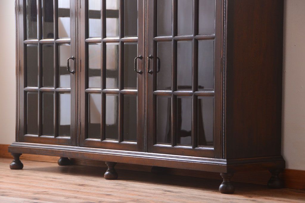 アンティーク家具　アンティーク　日本製　高級品!脚付きサイドボード