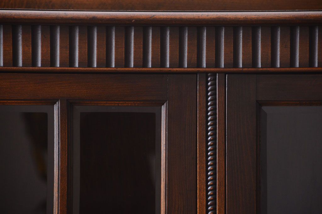 アンティーク家具　アンティーク　日本製　高級品!脚付きサイドボード