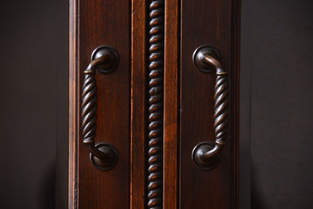 アンティーク家具　アンティーク　日本製　高級品!脚付きサイドボード