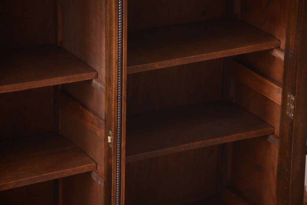 アンティーク家具　アンティーク　日本製　高級品!脚付きサイドボード