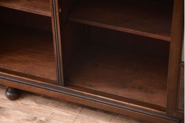 アンティーク家具　アンティーク　日本製　高級品!脚付きサイドボード