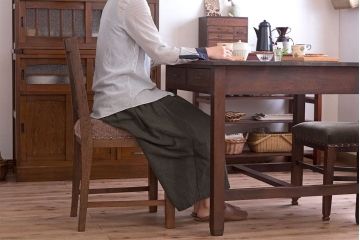 レトロ家具　和製アンティーク　ナラ材製!レトロなシンプルチェア(3)