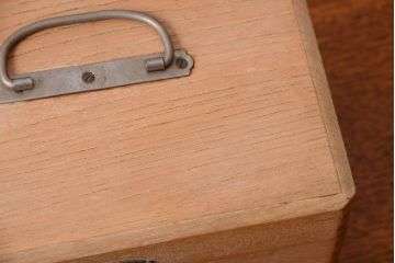 アンティーク雑貨　昭和レトロ　ナラ材の小さなアンティーク木箱(2)