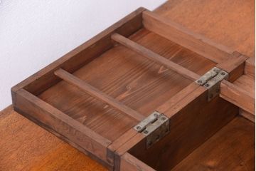アンティーク雑貨　昭和レトロ　仕切り付き!古い木味のアンティーク小箱(木箱)