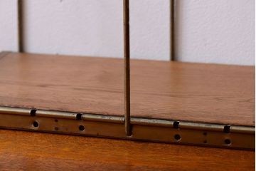 レトロ家具　昭和レトロ　シンプルなアンティークワイヤー本立て