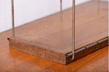 レトロ家具　昭和レトロ　シンプルなアンティークワイヤー本立て