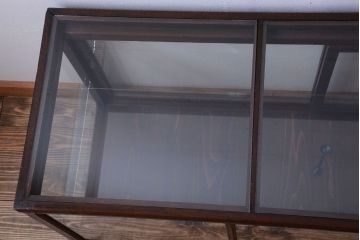 アンティーク家具　大正ロマン　古い木製の背が低いガラスケース(ショーケース)