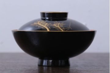 アンティーク雑貨　アンティーク　昭和二年　木製の鶴蒔絵椀5客セット(漆器)