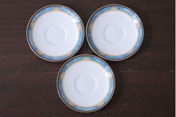 アンティーク雑貨　中古　イギリス　Wedgwood(ウェッジウッド)　Curzon(カーゾン)シリーズ　カップ&ソーサー3客セット(2)(洋食器)