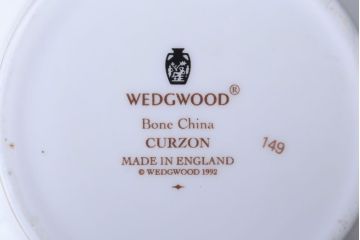 アンティーク雑貨　中古　イギリスWedgwood(ウェッジウッド)　Curzon(カーゾン)シリーズ　ポット・シュガー・クリーマー3点セット(洋食器)